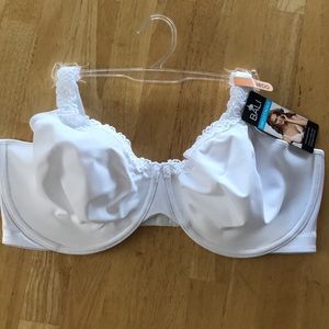 38DD White Underwire Bali Bra New NWT
